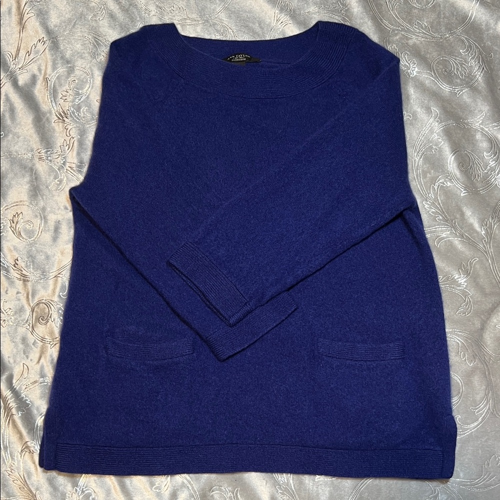 Ann Taylor Blue Cashmere Crew Neck Sweater